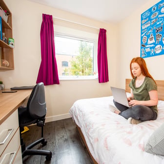 Studio (small) - Image 8