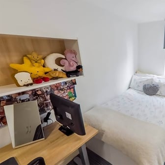 Premium en suite (adapted)  - Image 1