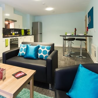 En suite (small) - Image 4