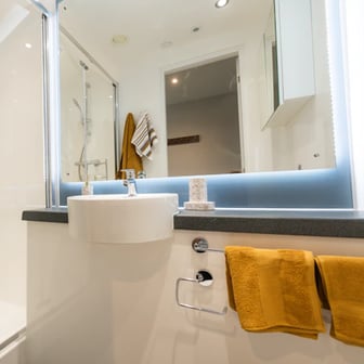 En-suite Silver - Image 4