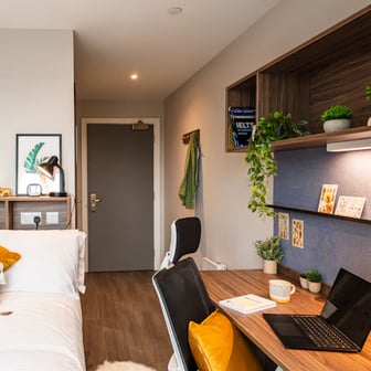 En-suite - Image 2