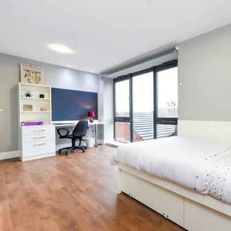 Ensuite Gold - Image 1