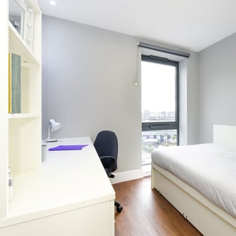 Ensuite Silver - Image 3