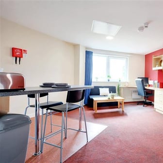 Apartment top floor - Image 3