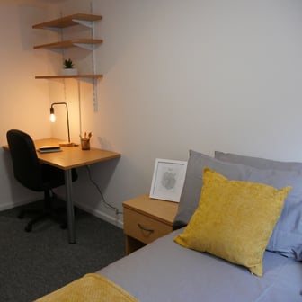 Ensuite - Silver - Image 3