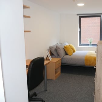 Ensuite - Silver - Image 1