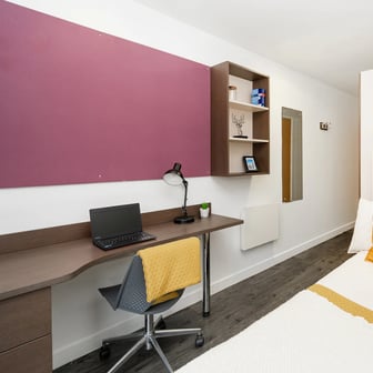 Ensuite Gold - Image 1