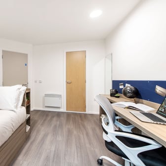 Two Bed Apartment - Image 1