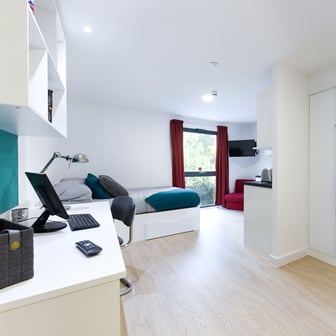 Studio silver plus - Image 1