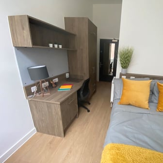 Ensuite Bronze - Image 1