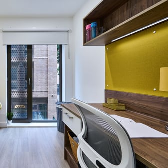 Ensuite - Large Flat - Image 1
