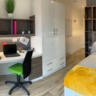 Ensuite Silver - Image 1
