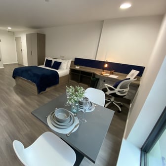 Studio Platinum - Image 2
