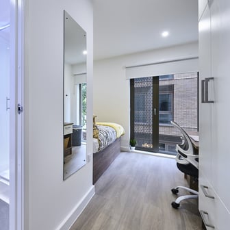 Ensuite Gold - Image 2