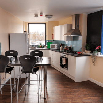 Essential Single En-suite - Image 3
