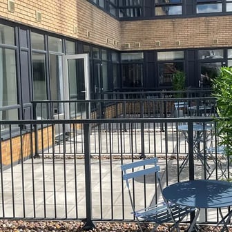 Deluxe Studio Terrace - Image 3