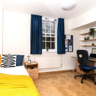 Single Ensuite B - Image 1