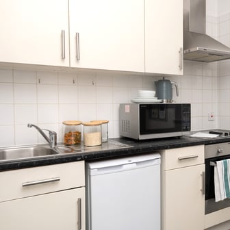 Accessible studio flat B - Image 2