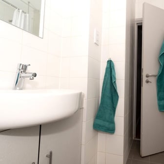 Two bedroom flat - Image 3