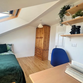 Flat 6 - 4 bedrooms - Image 7
