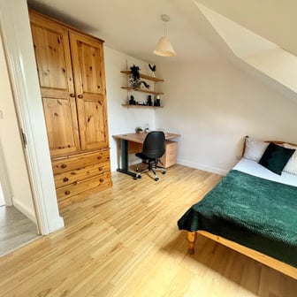 Flat 6 - 4 bedrooms - Image 10