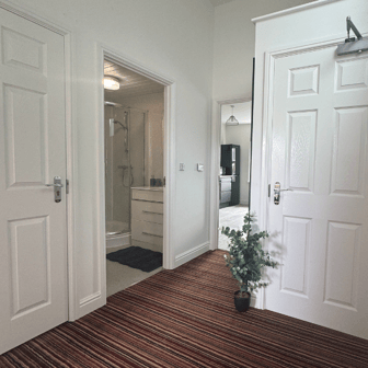 Flat 6- 2 Bedrooms - Image 8