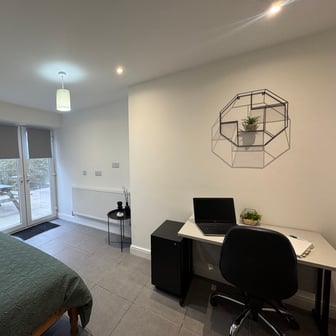Flat 1 - 2 bedrooms - Image 6