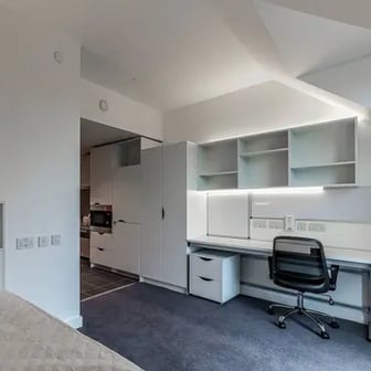 Deluxe Studio - Image 3