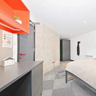 The Park Hill Room 2-Bed Apartment - Image 2