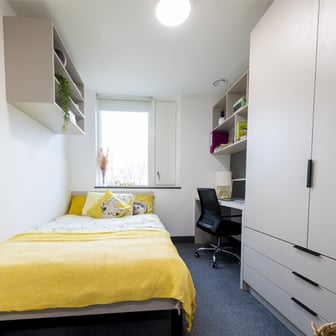 Village Classic (Standard Ensuite Room) - Image 1