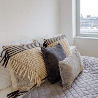 Gold 1 Bed Apartment - Image 1