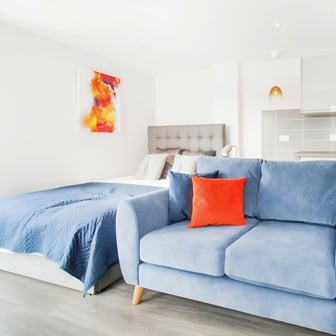 Select Apartment - Image 2