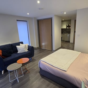 Prestige Apartment - Image 2