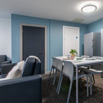 8 Bed Shared Flat - Image 3