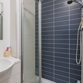 8 Bed Shared Flat - Image 5