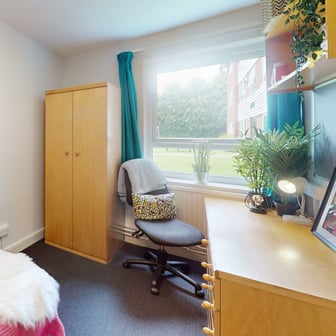 Large Standard Room - Image 4