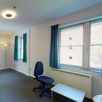 2 Bedroom Flat - Image 1