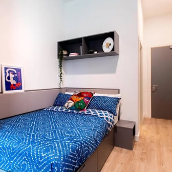 Standard En Suite - Image 2