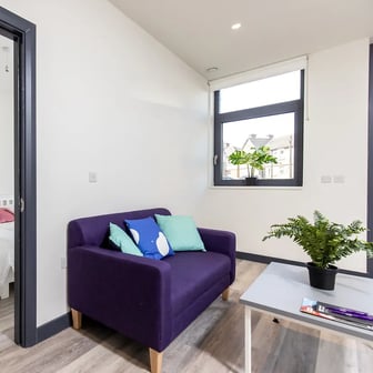 Classic 1 Bed Apartment - Image 3
