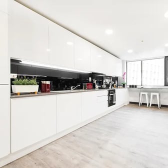Standard Ensuite - Image 2