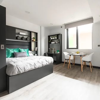 Premium Studio - Image 1