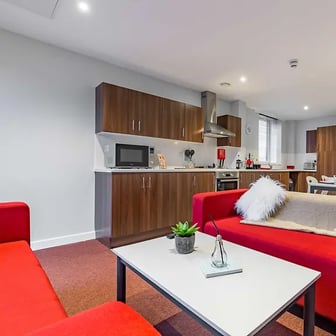 6 Bed Standard En-suite - Image 3