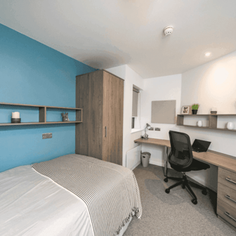 Deluxe Room - Image 2