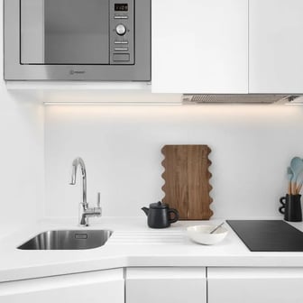 Medium Studio - Image 3