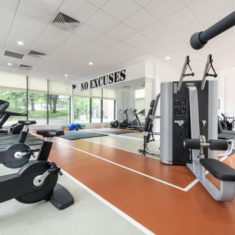 Classic En-suite - Image 13