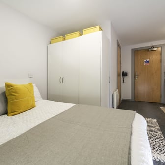 Standard Studio - Image 1