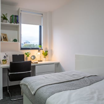 Standard Plus Ensuite - Image 5