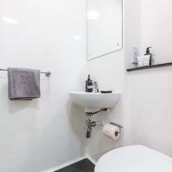 Standard Plus Ensuite - Image 4