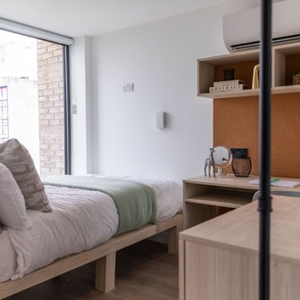 Standard En-suite - Image 3