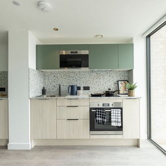 Penthouse En-suite - Image 9